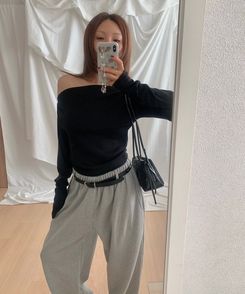 スタースタッドスリムレザーベルト BLACK