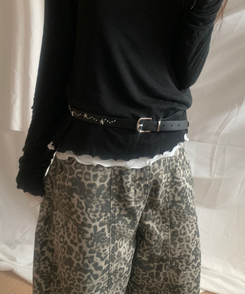 スタースタッドスリムレザーベルト BLACK