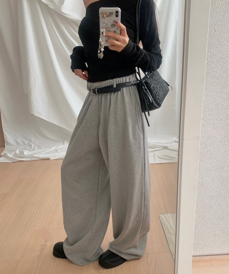 スタースタッドスリムレザーベルト BLACK