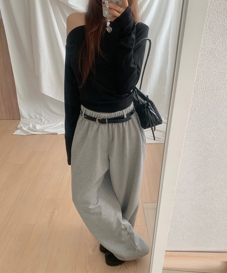 スタースタッドスリムレザーベルト BLACK