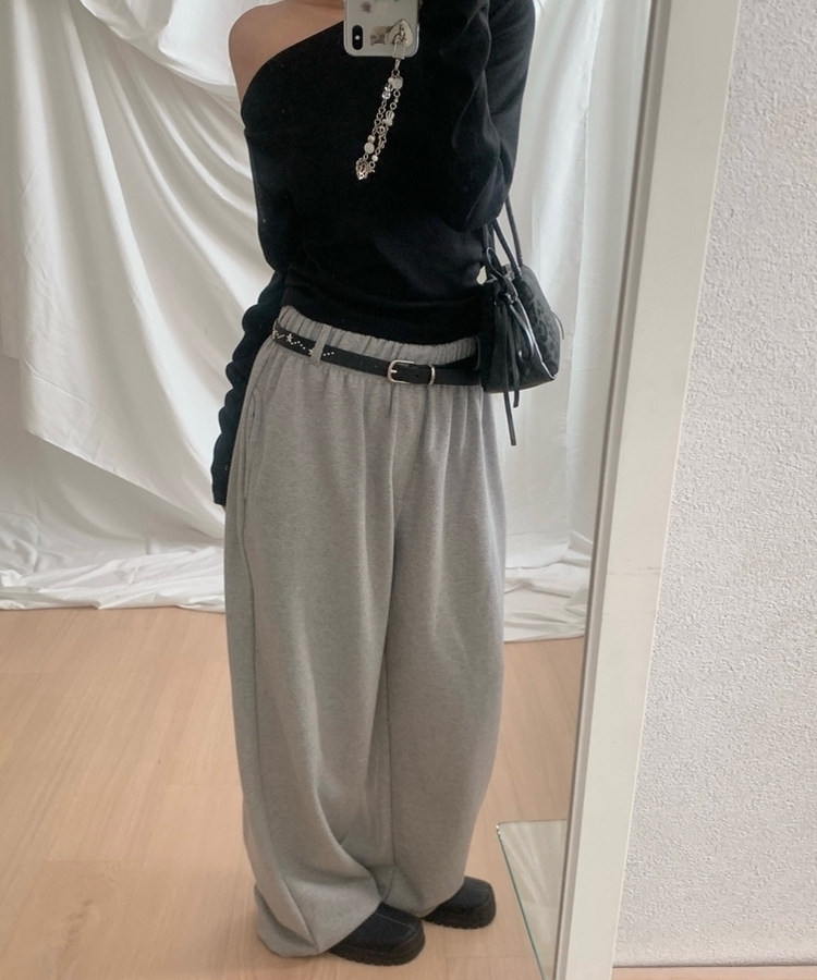 スタースタッドスリムレザーベルト BLACK