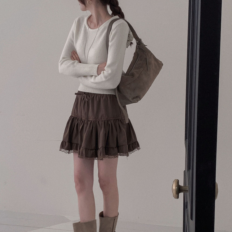 허리3kg 잘록해보이는 핏슬림핏 라운드 니트 크림