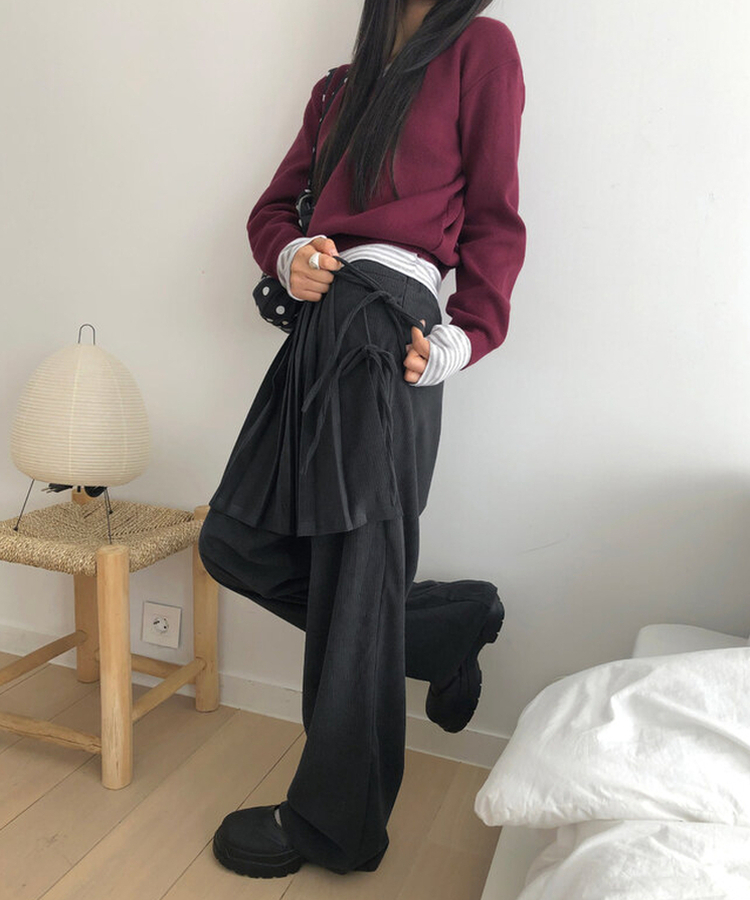 이본 스트라이프 라운드넥 슬림핏 긴팔 티셔츠 회색