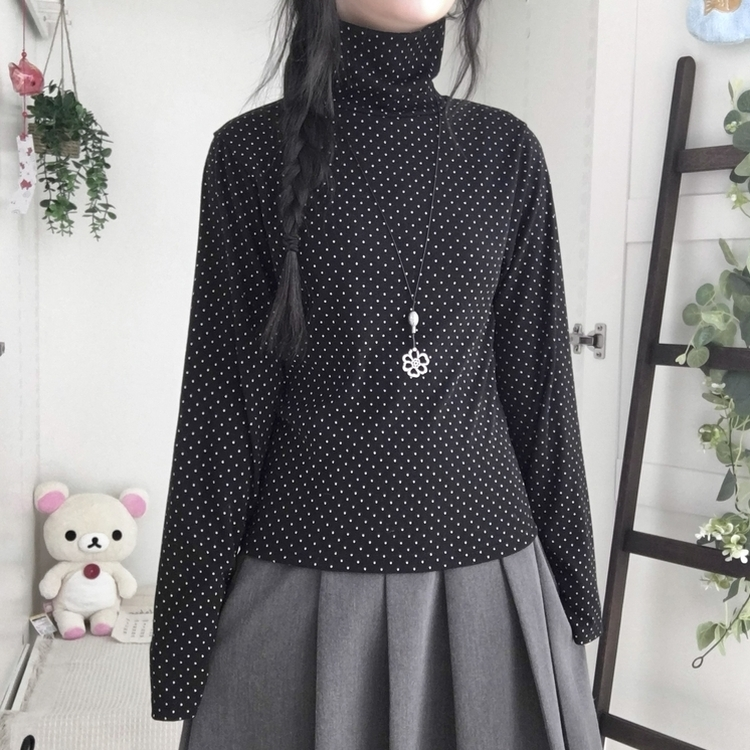 국내제작 완전 부드러운 낙낙핏 부들부들 도트 목폴라 긴팔 티셔츠 블랙