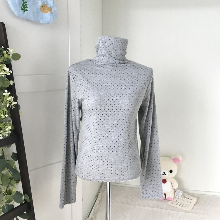 국내제작 완전 부드러운 낙낙핏 부들부들 도트 목폴라 긴팔 티셔츠