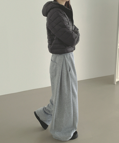 깔끔 군더더기 없는 경량 간절기 겨울 패딩 블랙