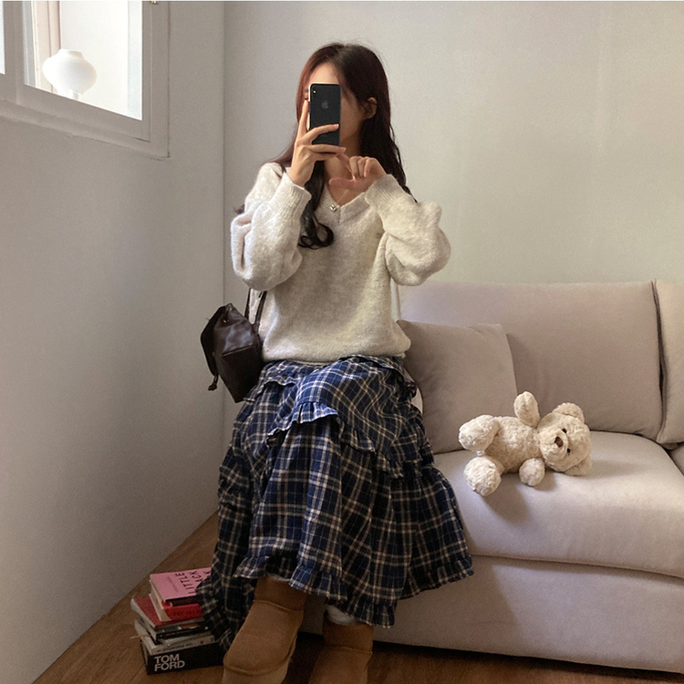 크레파스 알파카 모헤어 울 브이넥 루즈핏 니트 오트밀