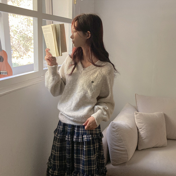 크레파스 알파카 모헤어 울 브이넥 루즈핏 니트 오트밀