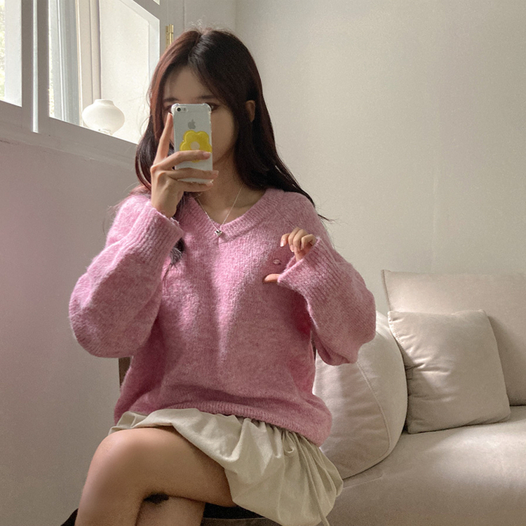 크레파스 알파카 모헤어 울 브이넥 루즈핏 니트 핑크