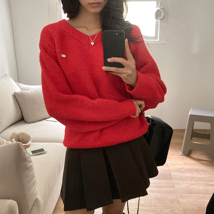 크레파스 알파카 모헤어 울 브이넥 루즈핏 니트 레드