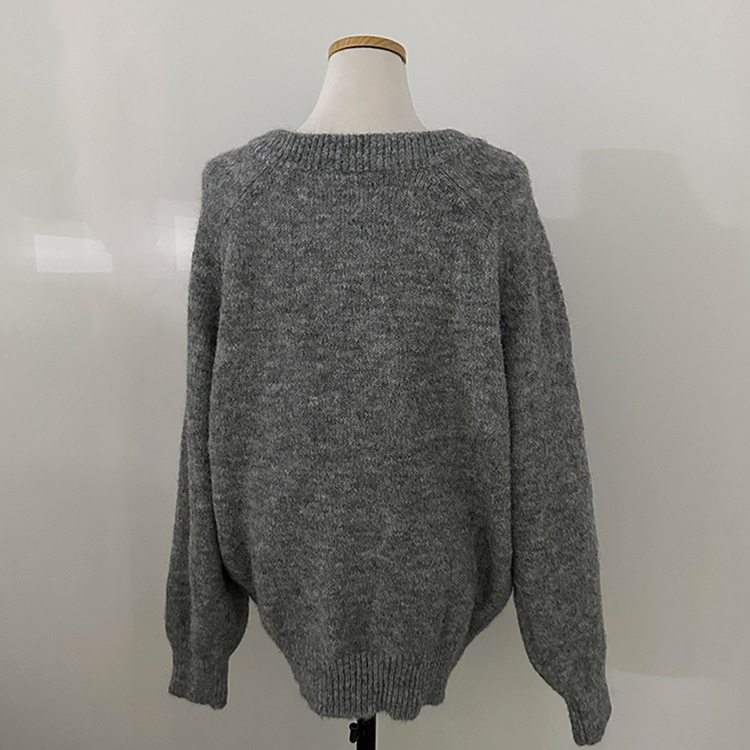 크레파스 알파카 모헤어 울 브이넥 루즈핏 니트