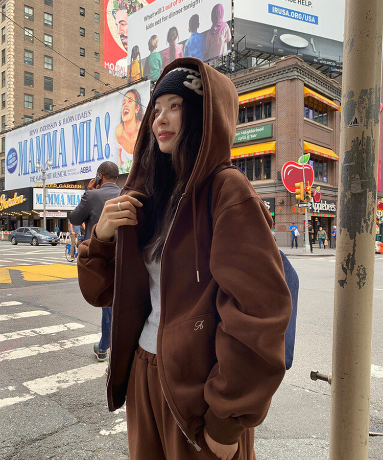 バーバリーブルーレーベル ジャンパー ジップアップブルゾン ホース刺繍 フード バーバリーブルーレーベル ジャンパー ジップアップブルゾン