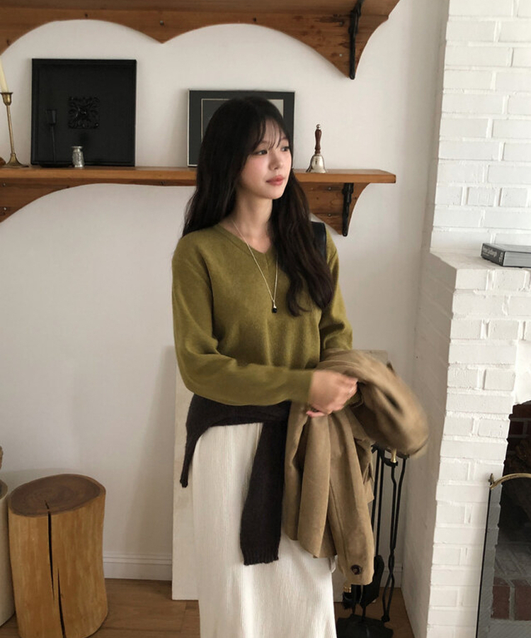 ゆ*ん様 ANATOMICA オリーブ Vネックニット L UV NECK KNIT(LIME) – ANCELLM