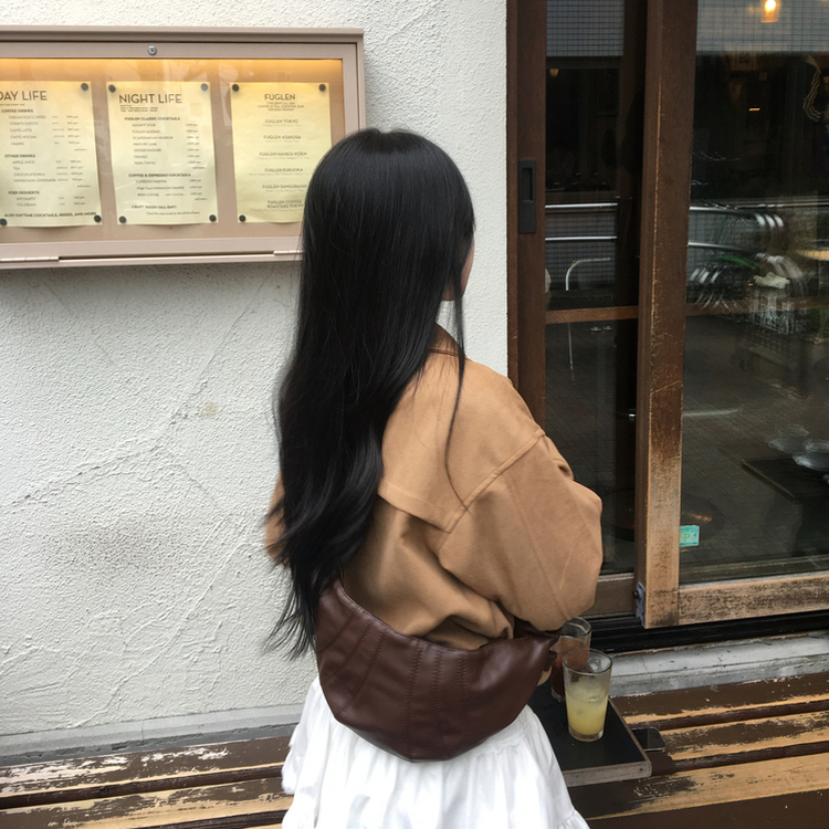 クロワッサンクロスバッグ BROWN