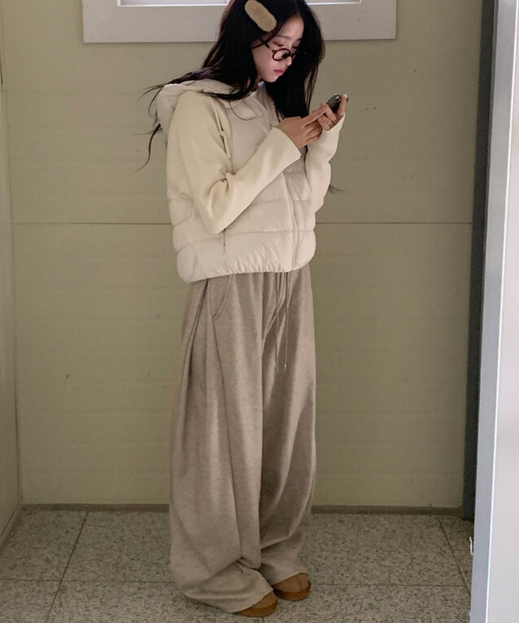 단독최저가 윙크 사이드핀턱 올밴딩 스트링 기모안감 트레이닝 와이드팬츠 베이지