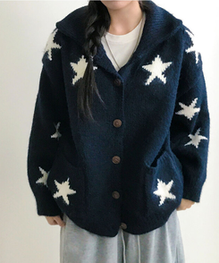 잼잼 유니크 스타 패턴 폭닥 버튼 가디건 네이비