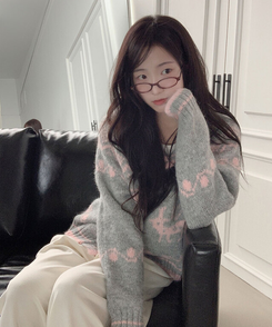 메티 떡볶이단추 아방핏 라운드카라 노르딕 패턴 니트 가디건 겨울아우터 아크릴니트 핑크그레이
