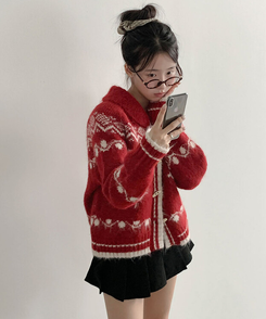 메티 떡볶이단추 아방핏 라운드카라 노르딕 패턴 니트 가디건 겨울아우터 아크릴니트 레드