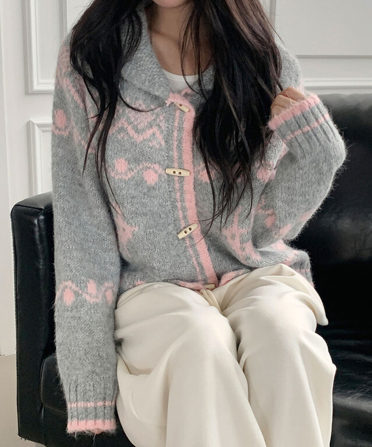 메티 떡볶이단추 아방핏 라운드카라 노르딕 패턴 니트 가디건 겨울아우터 아크릴니트 핑크그레이