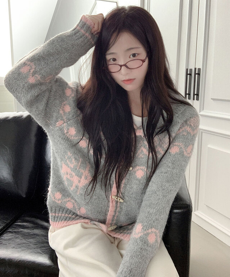 메티 떡볶이단추 아방핏 라운드카라 노르딕 패턴 니트 가디건 겨울아우터 아크릴니트 핑크그레이
