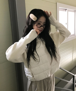 가 레서 긴소매 후드 스트링 니트패딩 아이보리