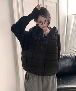 가 레서 긴소매 후드 스트링 니트패딩 블랙