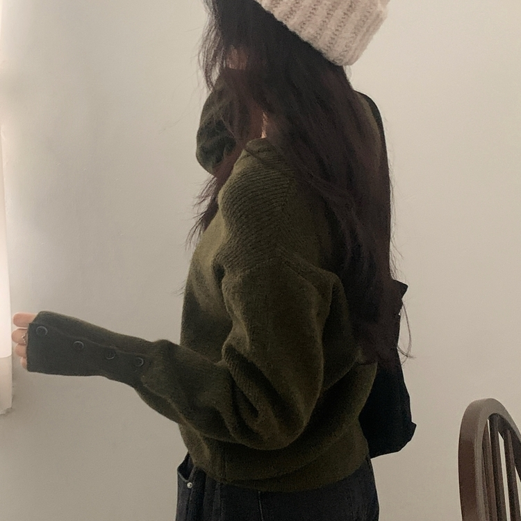 토시 캐시미어 버튼 소매 울 브이넥 긴팔니트 카키