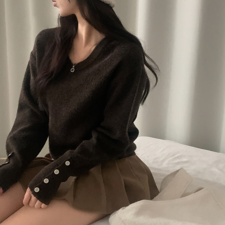 토시 캐시미어 버튼 소매 울 브이넥 긴팔니트 브라운