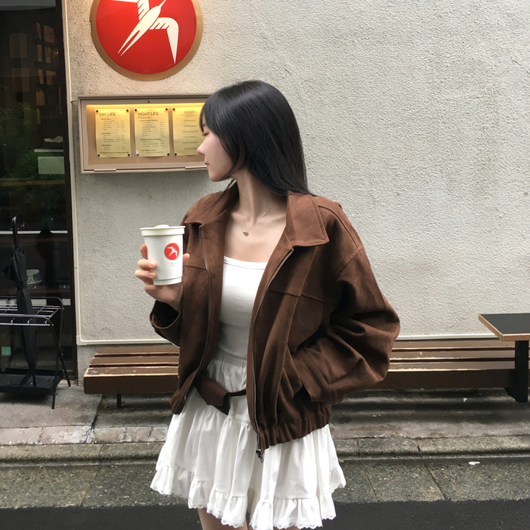 세터 스웨이드 오버핏 세미크롭 밑단 밴딩 점퍼 브라운