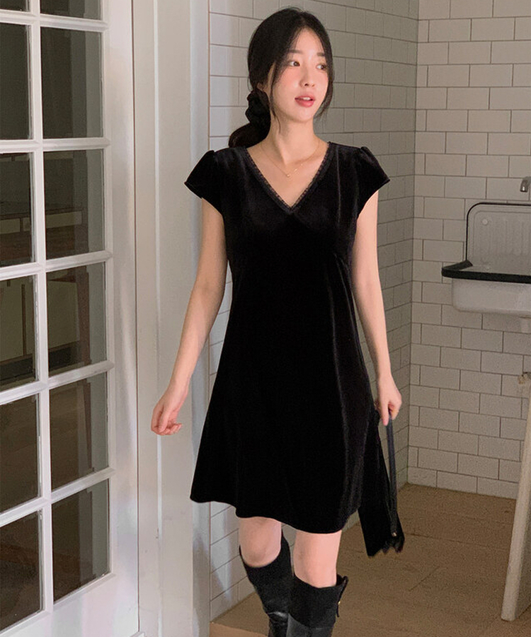 the Virgins ベルベットレースワンピース 黒 the Virgins ベルベットレースワンピース 黒 the Virgins