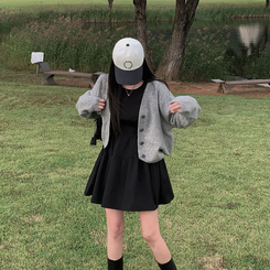 겨울준비 시작아방이 울 루즈핏 브이넥 세미크롭 가디건 그레이