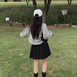 겨울준비 시작아방이 울 루즈핏 브이넥 세미크롭 가디건 그레이