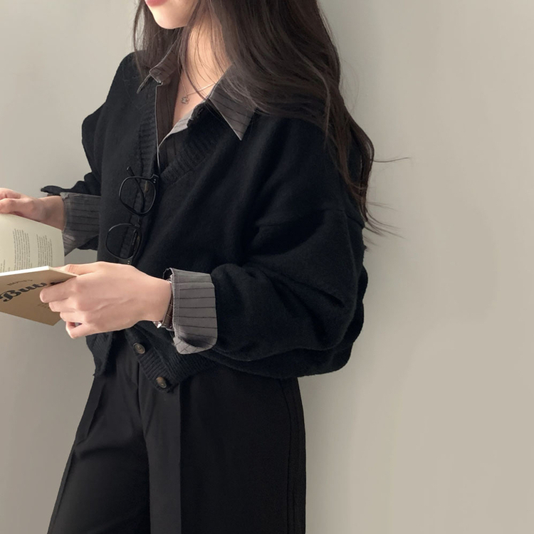 겨울준비 시작아방이 울 루즈핏 브이넥 세미크롭 가디건 블랙