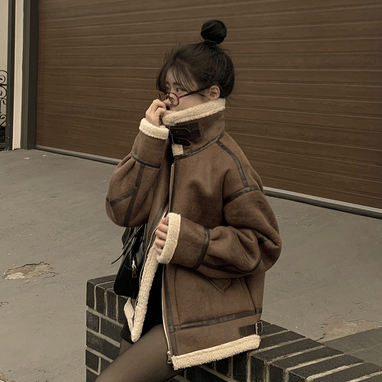 오버핏 양털안감 빈티지 레더 스웨이드 퍼카라 버클 무스탕 자켓