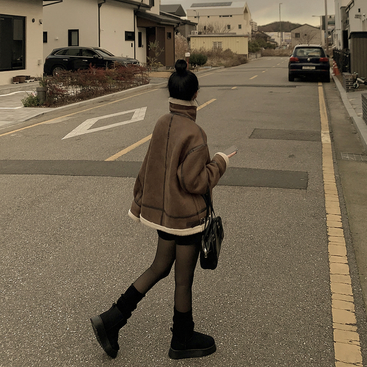 오버핏 양털안감 빈티지 레더 스웨이드 퍼카라 버클 무스탕 자켓