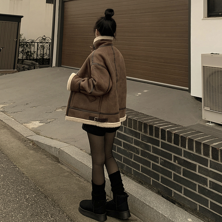 오버핏 양털안감 빈티지 레더 스웨이드 퍼카라 버클 무스탕 자켓