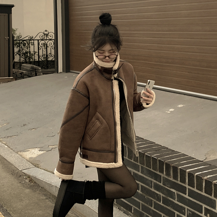 오버핏 양털안감 빈티지 레더 스웨이드 퍼카라 버클 무스탕 자켓