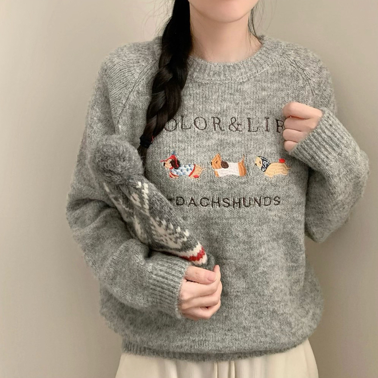 댕댕통통 자수 라운드넥 긴팔 니트 강아지 멍멍이 겨울 상의 겨울옷 크리스마스 연말룩 그레이