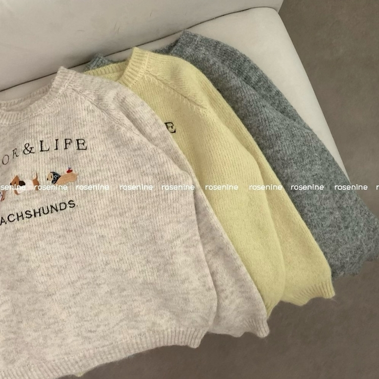 댕댕통통 자수 라운드넥 긴팔 니트 강아지 멍멍이 겨울 상의 겨울옷 크리스마스 연말룩