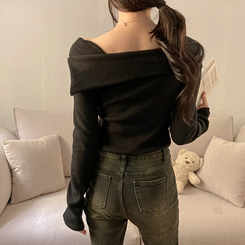 オフショルダークロップ長袖Tシャツ BLACK