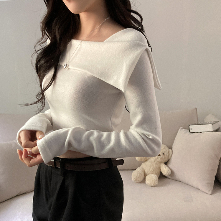 オフショルダークロップ長袖Tシャツ IVORY