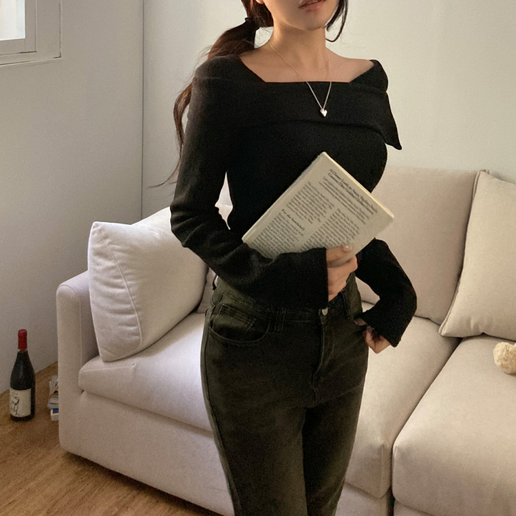 オフショルダークロップ長袖Tシャツ BLACK