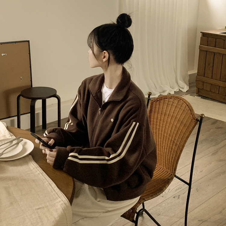 양면 후리스 펜던트 와펜 포인트 트랙 두줄 하이넥 카라 투웨이 오버핏 집업 브라운