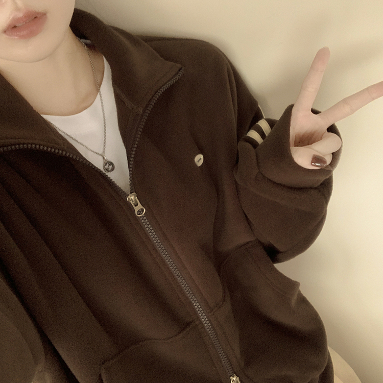 양면 후리스 펜던트 와펜 포인트 트랙 두줄 하이넥 카라 투웨이 오버핏 집업 브라운