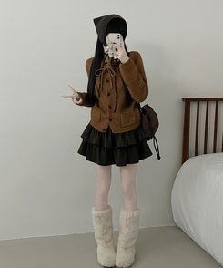 썸포켓꽈배기카라리본스트랩루즈핏니트가디건 브라운