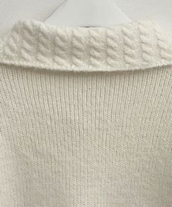 썸포켓꽈배기카라리본스트랩루즈핏니트가디건