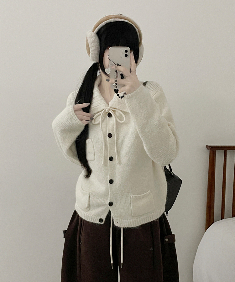 썸포켓꽈배기카라리본스트랩루즈핏니트가디건 아이보리