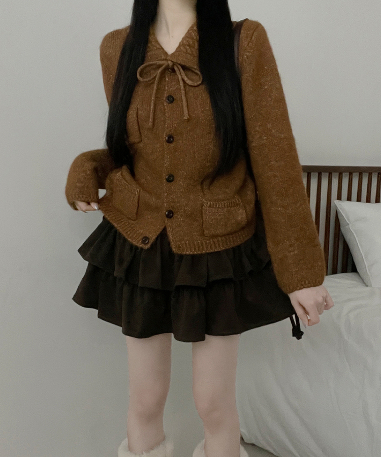 썸포켓꽈배기카라리본스트랩루즈핏니트가디건 브라운