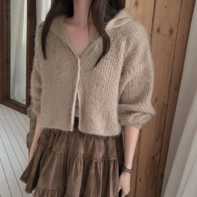 에겐녀 프리패스 솔잎 여리핏 세라 크롭 버튼 가디건 베이지