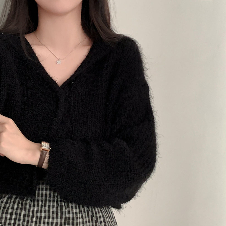 에겐녀 프리패스 솔잎 여리핏 세라 크롭 버튼 가디건 블랙